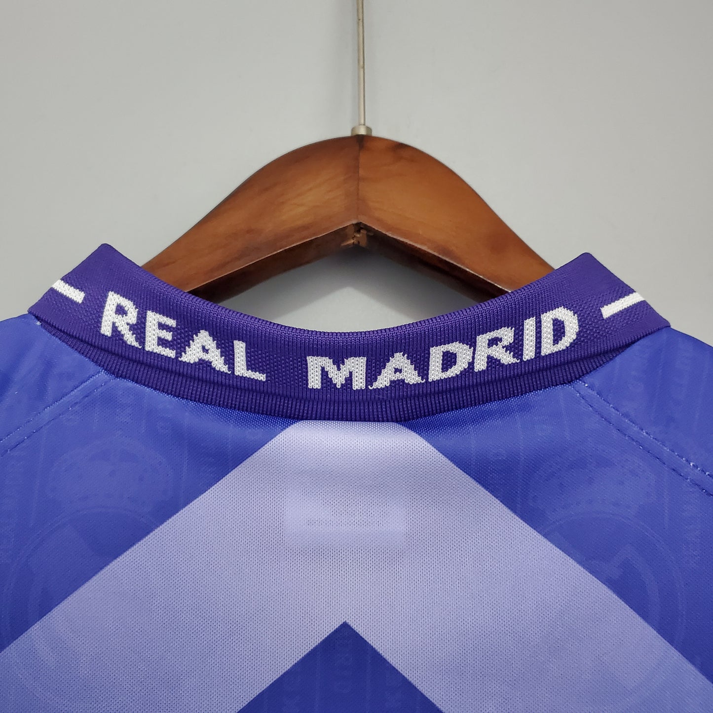 Camisa Retrô Real Madrid Away 1996/97