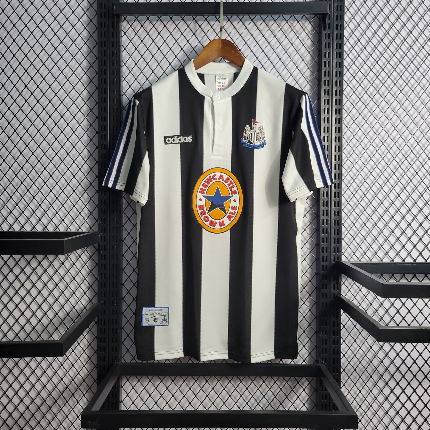 Camisa Retrô Newcastle Home 1995/97