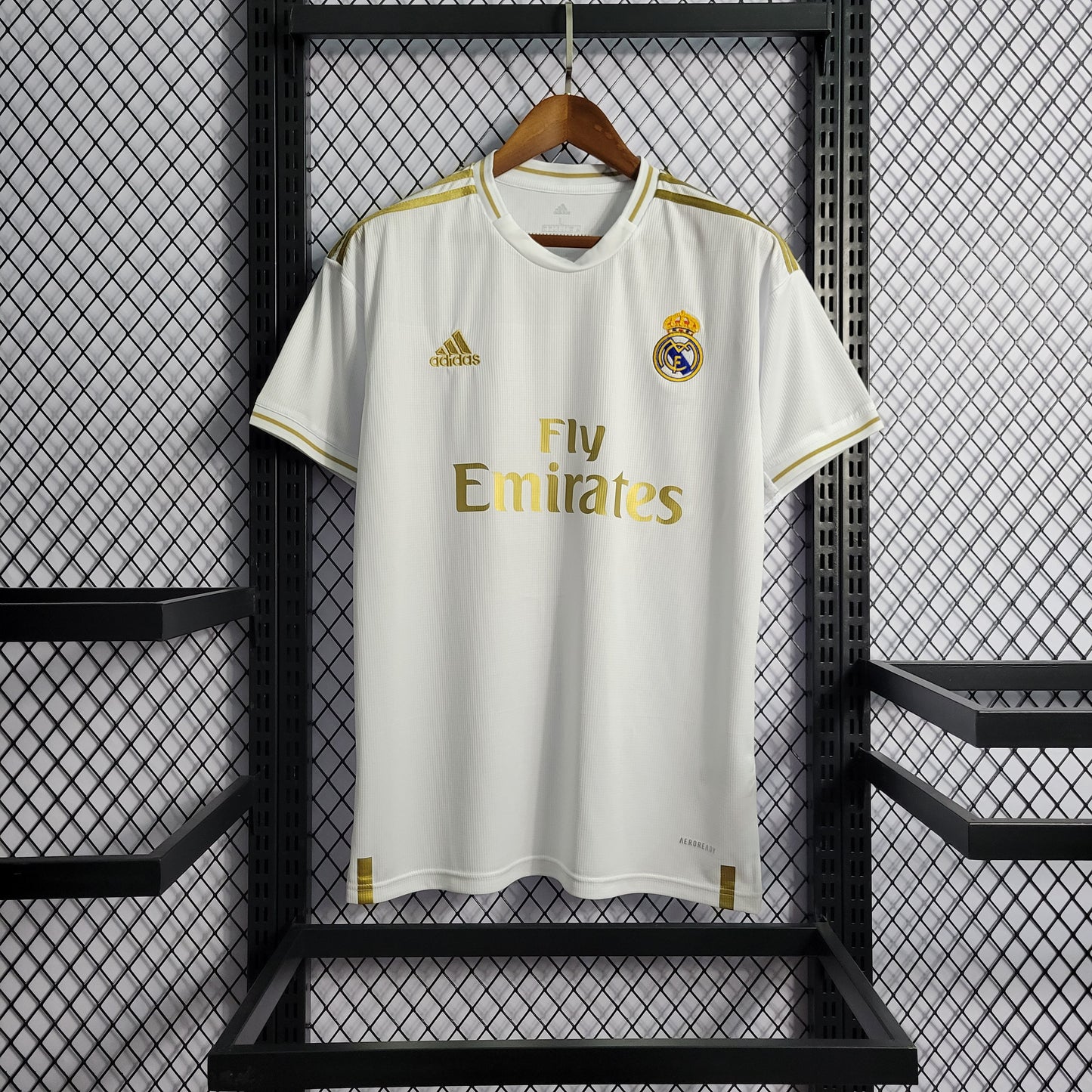 Camisa Retrô Real Madrid Home 2019/20