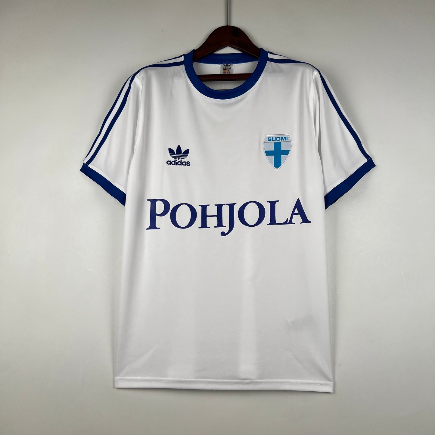 Camisa Retrô Finlândia Home 1982
