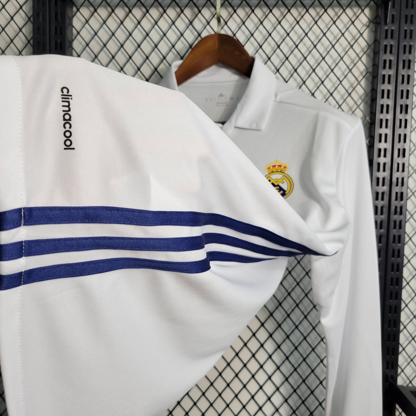 Camisa Retrô Manga Longa Real Madrid Home 2016/17