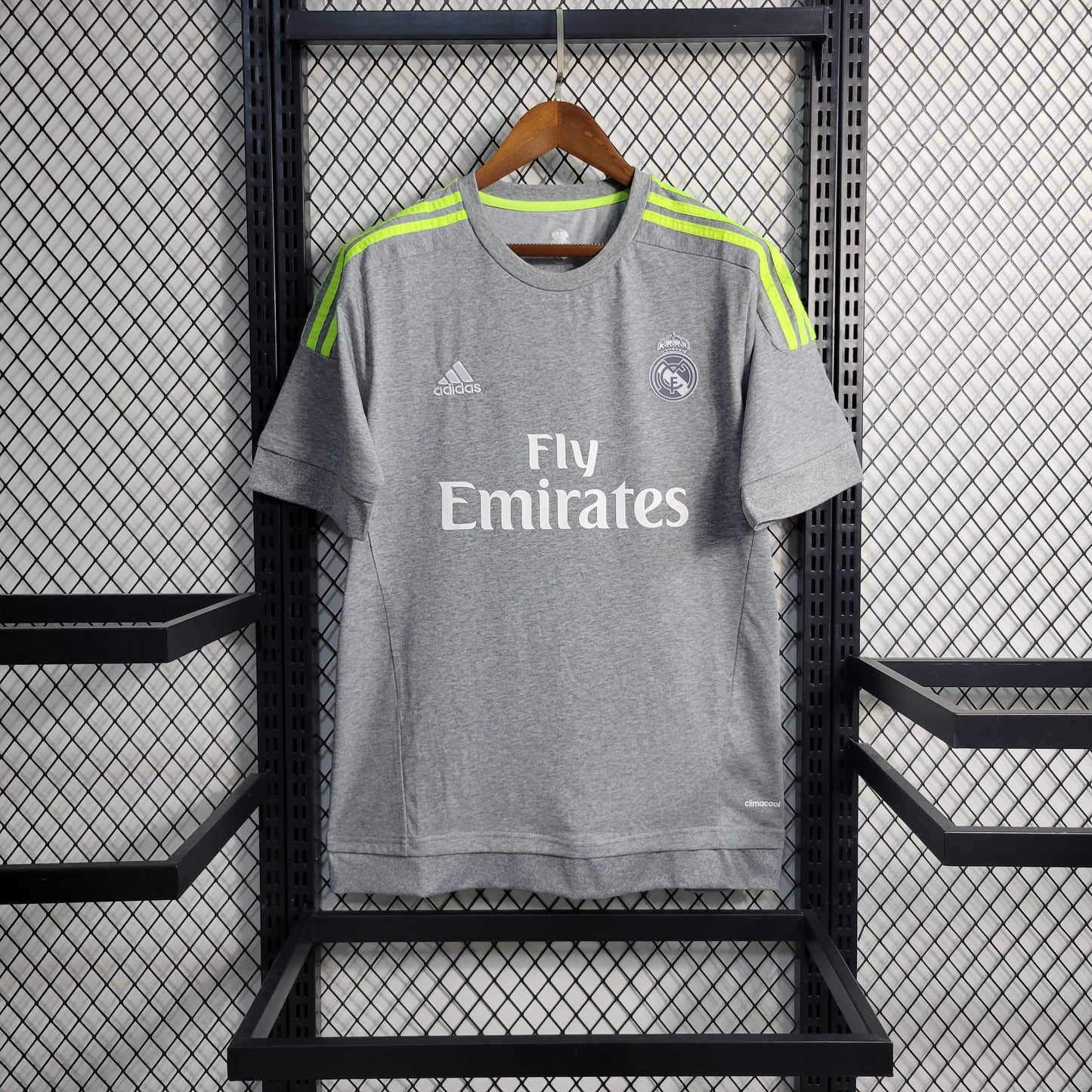 Camisa Retrô Real Madrid Away 2015/16
