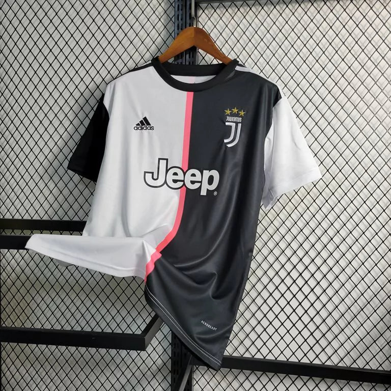 Camisa Retrô Juventus Home 2019/20