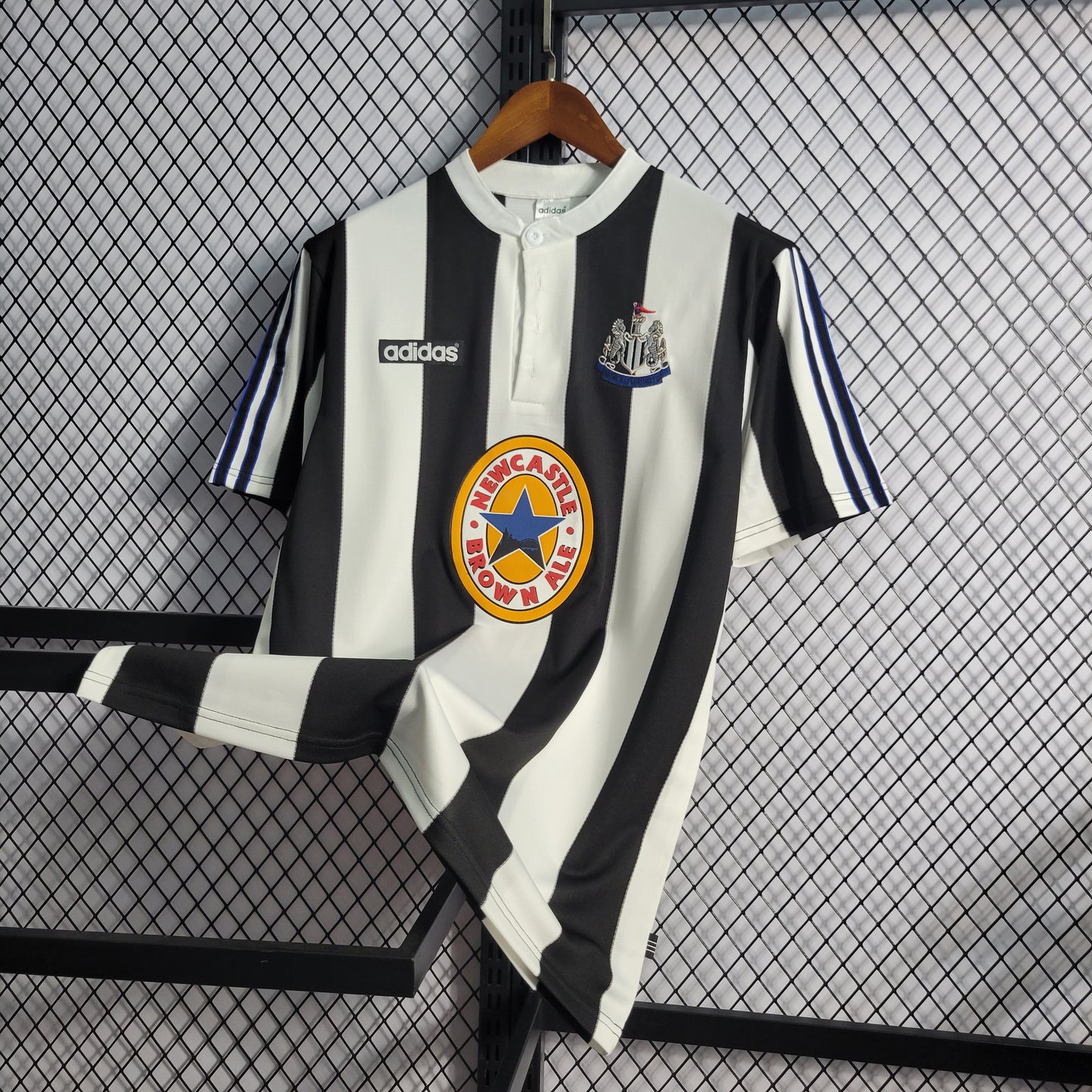 Camisa Retrô Newcastle Home 1995/97