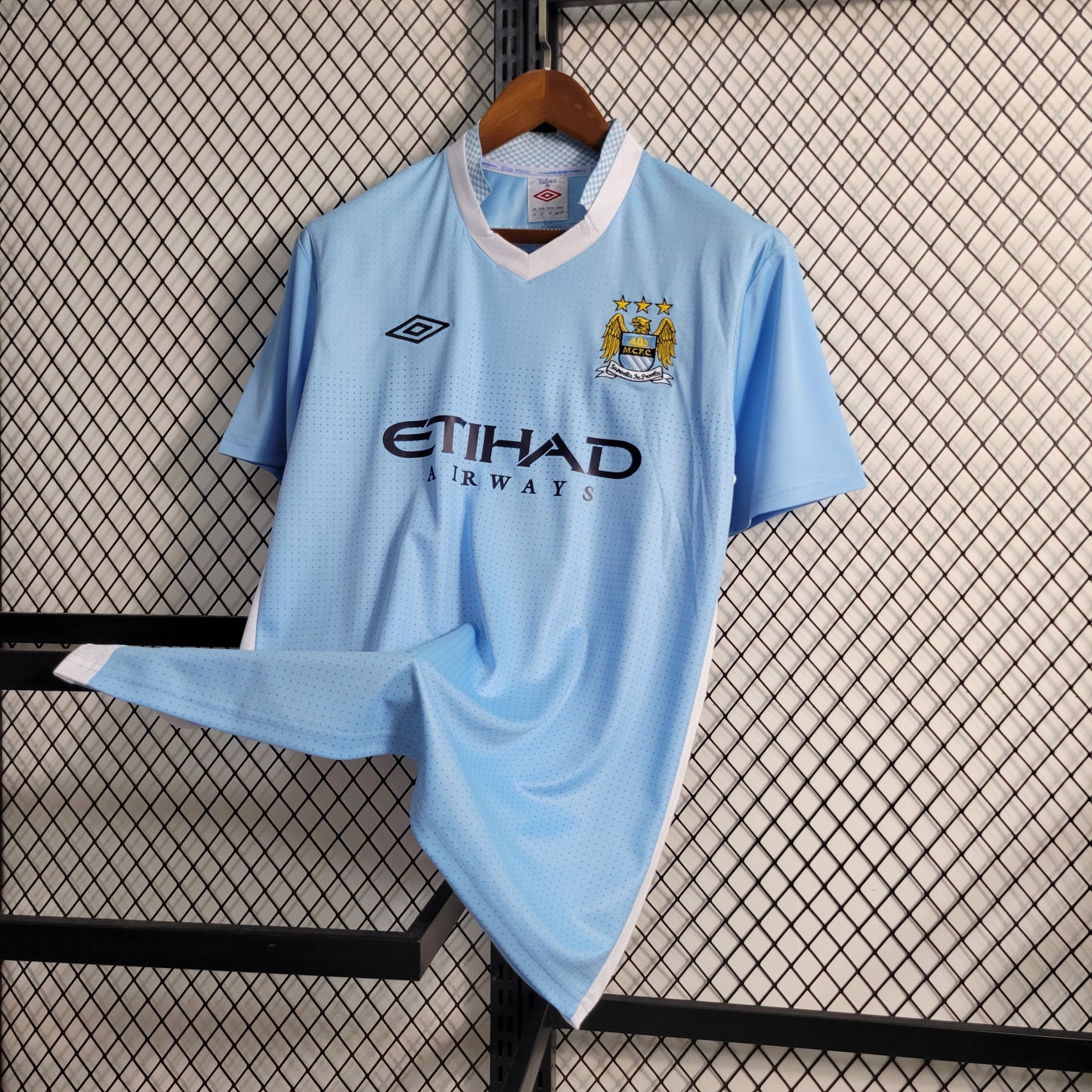 Camisa Retrô Manchester City Home 2011/12