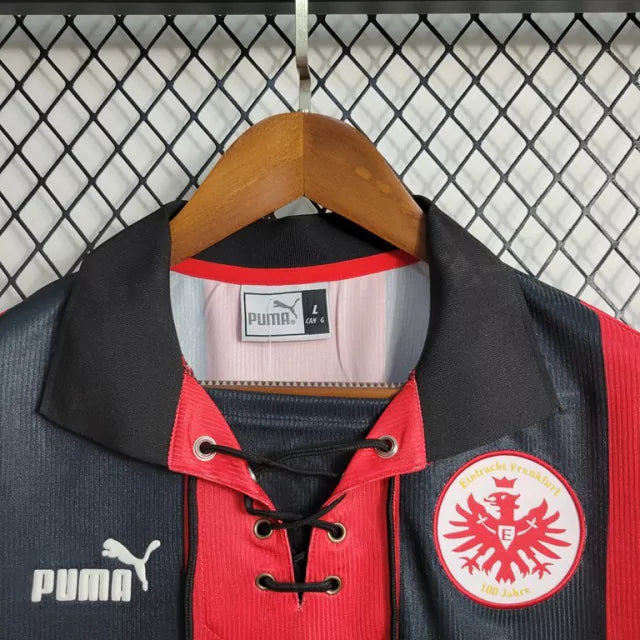 Camisa Retrô Eintracht Frankfurt Edição Comemorativa 1999