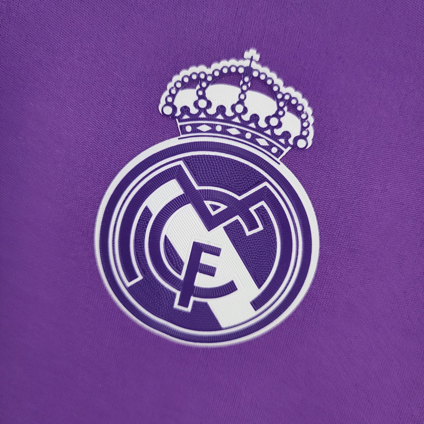 Camisa Retrô Real Madrid Away 2016/17